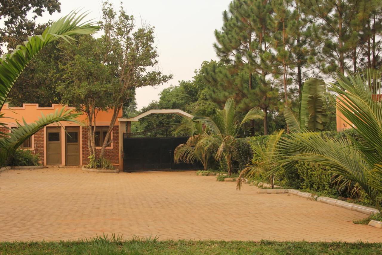 Saltek Forest Cottages Masindi Exteriér fotografie